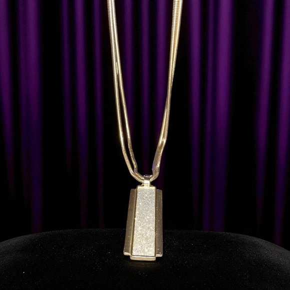 NWT Chico’s Gold and Silver Metallic Rectangle Pendant Necklace - Picture 2 of 5